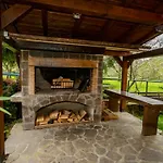 Alpehytte Wooden House Pia