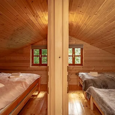 Wooden House Pia