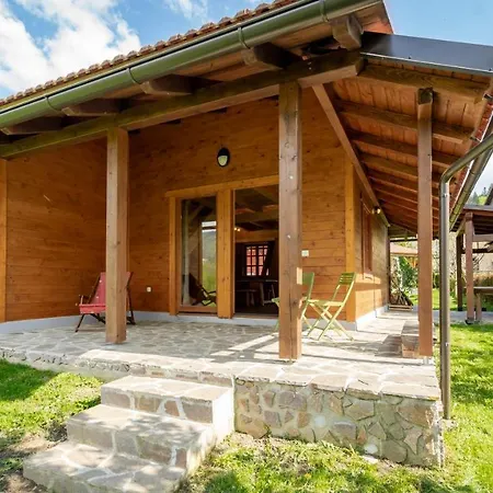 Chalet Wooden House Pia