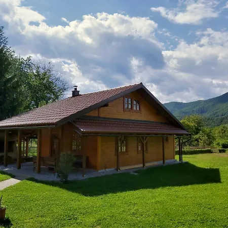 Wooden House Pia Brod na Kupi