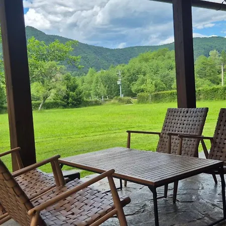 Brvnara Wooden House Pia *