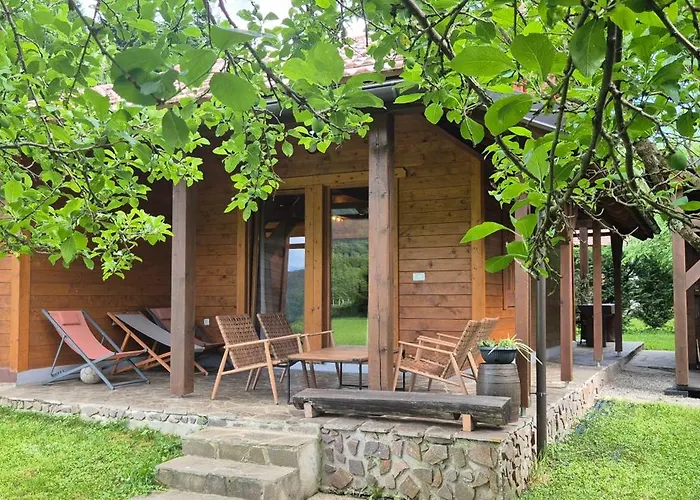 شاليه Wooden House Pia